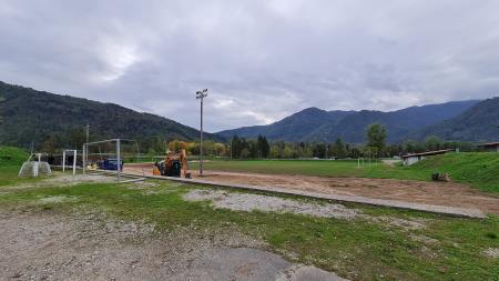 Umetna trava Na Logu (Špela Kranjc) (5)